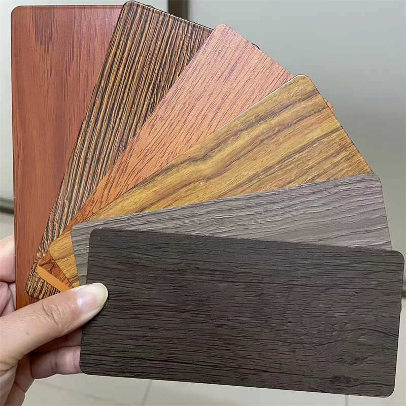 ¿Por qué aparecen rayones después de la impresión por transferencia térmica de madera?